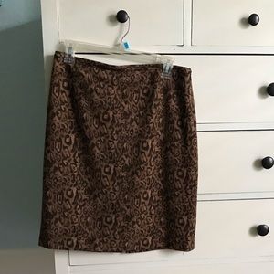 Gorgeous leopard print Ann Taylor Loft skirt